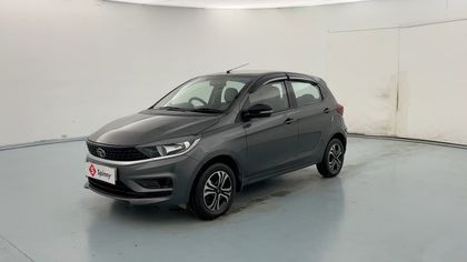 2024 Tata Tiago XT