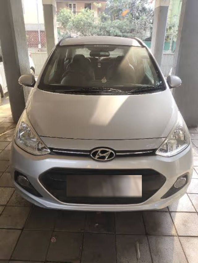 Hyundai Grand i10 Sportz Second-hand 2016 Hyundai Grand i10 Sportz for sale in Nashik
