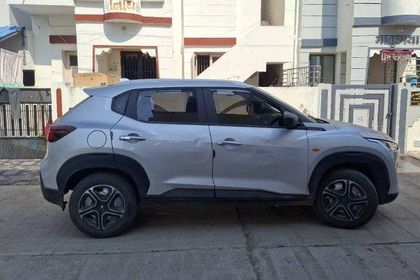 2024 Nissan Magnite Visia Plus