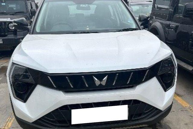 Mahindra XUV 3XO एएक्स5 डीजल Second-hand 2025 Mahindra XUV 3XO एएक्स5 डीजल for sale in Bangalore