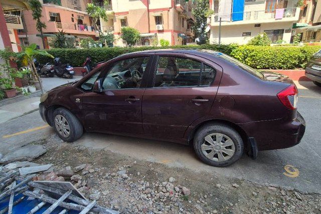 Maruti Suzuki SX4 VXI Second-hand 2011 Maruti Suzuki SX4 VXI for sale in New Delhi