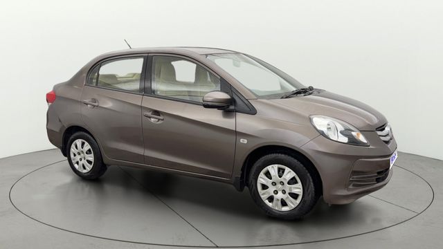 Honda Amaze एस रेनफोर्स्ड i-Vtech Second-hand 2015 Honda Amaze एस रेनफोर्स्ड i-Vtech for sale in New Delhi