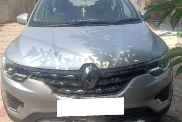 Renault Triber RXZ बीएस4 Second-hand 2020 Renault Triber RXZ बीएस4 for sale in Kapurthala