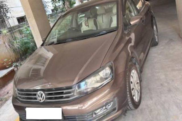 Volkswagen Vento 1.5 TDI कंफर्टलाइन AT Second-hand 2015 Volkswagen Vento 1.5 TDI कंफर्टलाइन AT for sale in Bangalore