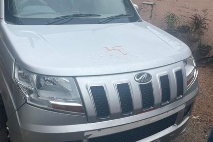 2015 Mahindra TUV 300 T8