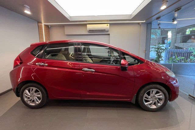 Honda Jazz वीएक्स सीवीटी Second-hand 2019 Honda Jazz वीएक्स सीवीटी for sale in Mumbai