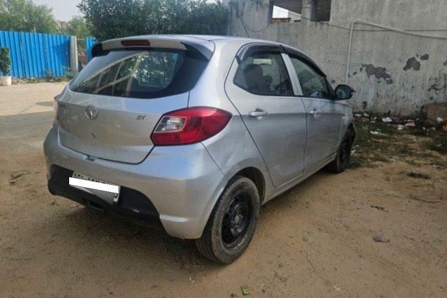 Tata Tiago 1.2 Revotron XT Second-hand 2017 Tata Tiago 1.2 Revotron XT for sale in Gurgaon