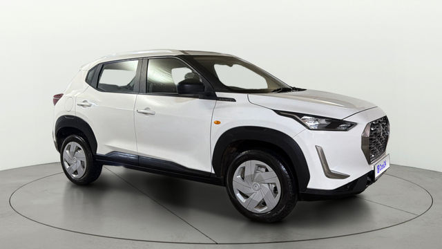 Second-hand 2024 Nissan Magnite XE AMT for sale in Gurgaon