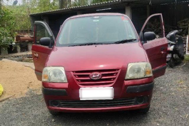Hyundai Santro Xing GLS Second-hand 2012 Hyundai Santro Xing GLS for sale in West Godavari