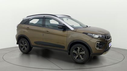 2022 Tata Nexon XZA प्लस P Jet Edition AMT डीजल