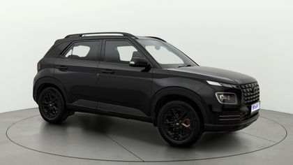 2024 Hyundai Venue SX Opt Knight Turbo