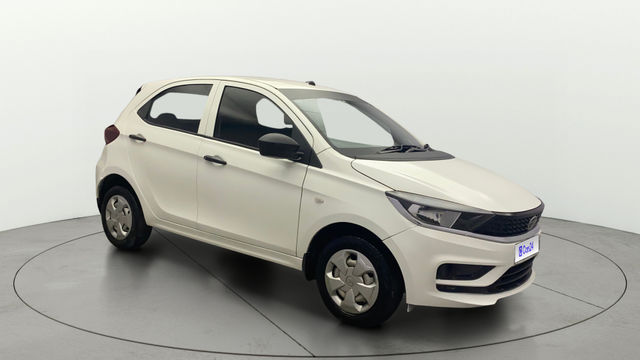 Tata Tiago एक्सई सीएनजी Second-hand 2024 Tata Tiago एक्सई सीएनजी for sale in Kochi