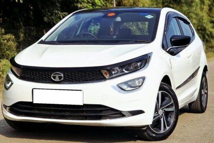 2023 Tata Altroz XZ प्लस एस रेनफोर्स्ड सीएनजी
