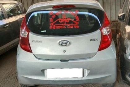 2015 Hyundai EON मैग्ना प्लस