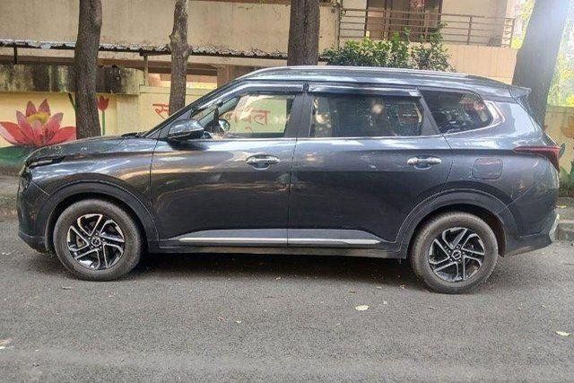 Kia Carens Luxury Plus Turbo DCT 6 STR 2022-2023 Second-hand 2022 Kia Carens Luxury Plus Turbo DCT 6 STR 2022-2023 for sale in Panvel