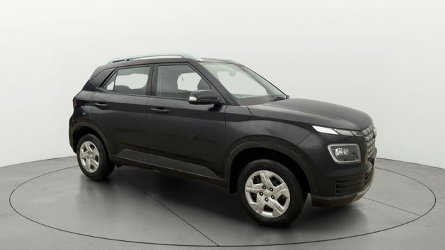 Hyundai Venue SX Second-hand 2023 Hyundai Venue SX for sale in Greater Noida