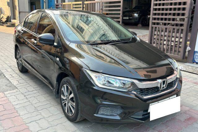 Second-hand 2021 Honda City एसवी MT for sale in Chennai