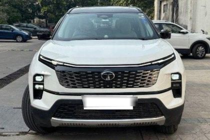 2024 Tata Safari Accomplished Plus Dark