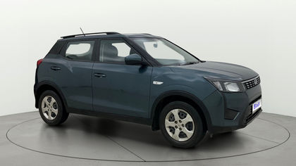 2022 Mahindra XUV300 W6 AMT Sunroof BSVI