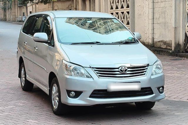 Toyota Innova 2.5 VX (Diesel) 7 Seater BS IV Second-hand 2013 Toyota Innova 2.5 VX (Diesel) 7 Seater BS IV for sale in Thane