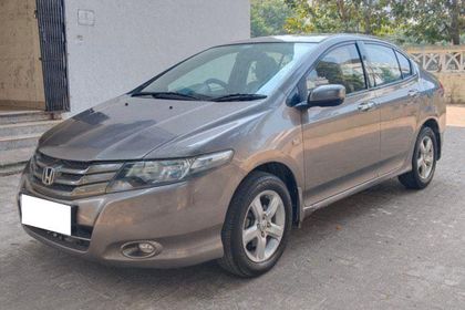 2011 Honda City V AT