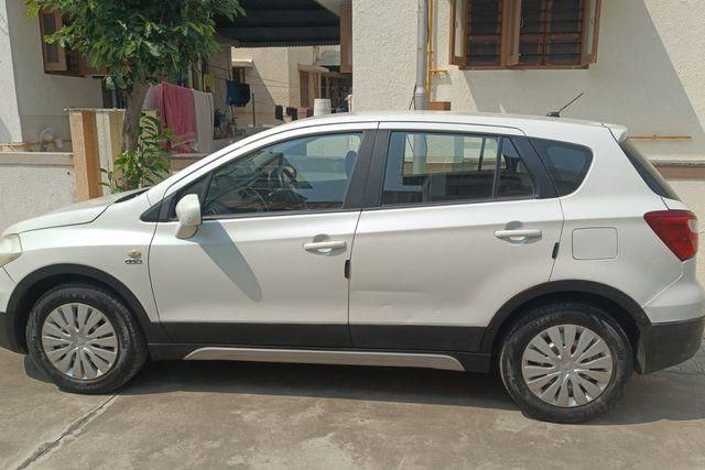 Maruti Suzuki S Cross Sigma DDiS 200 SH Second-hand 2017 Maruti Suzuki S Cross Sigma DDiS 200 SH for sale in Bharuch