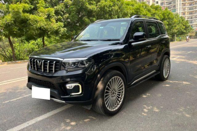 Mahindra Scorpio N Z8L 6 Str Diesel AT 2023-2025 Second-hand 2025 Mahindra Scorpio N Z8L 6 Str Diesel AT 2023-2025 for sale in Noida