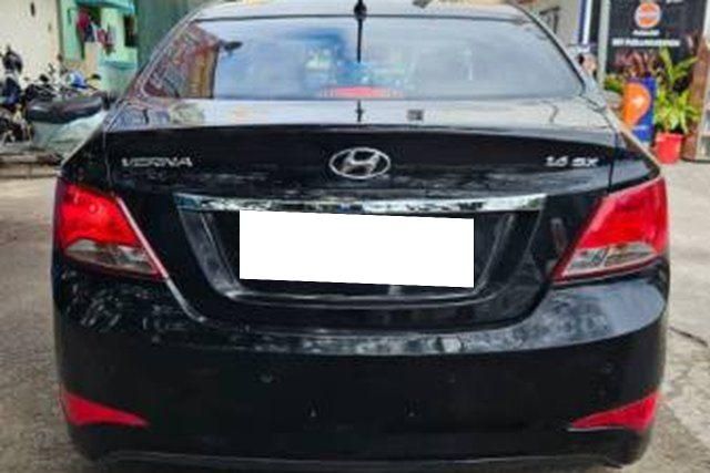 Hyundai Verna 1.6 VTVT एसएक्स Second-hand 2015 Hyundai Verna 1.6 VTVT एसएक्स for sale in Bangalore