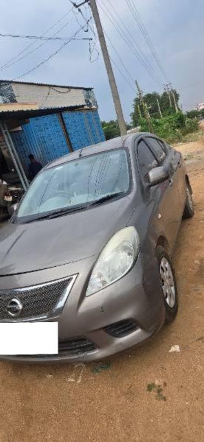 2013 Nissan Sunny डीजल XL