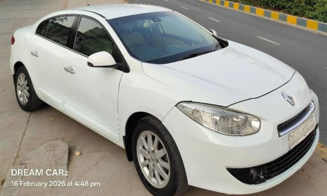 Renault Fluence Diesel E4 Second-hand 2013 Renault Fluence Diesel E4 for sale in Ahmedabad