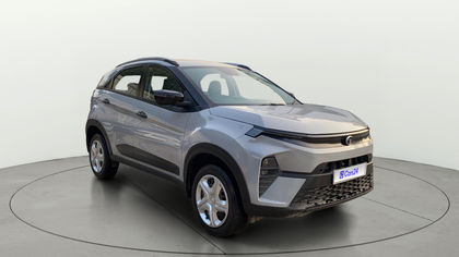 2024 Tata Nexon प्योर एस सीएनजी