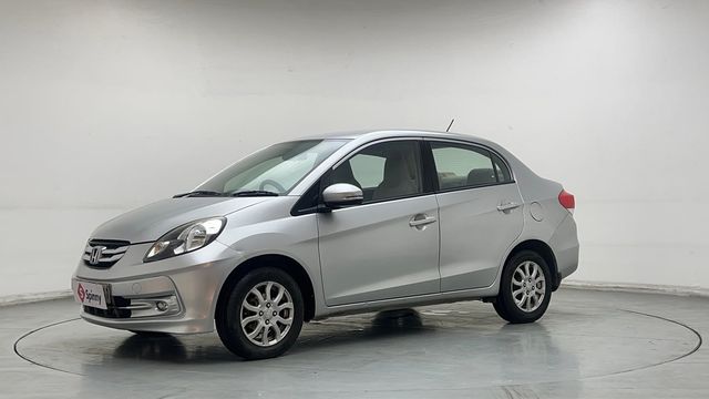 Second-hand 2015 Honda Amaze VX i-VTEC for sale in New Delhi