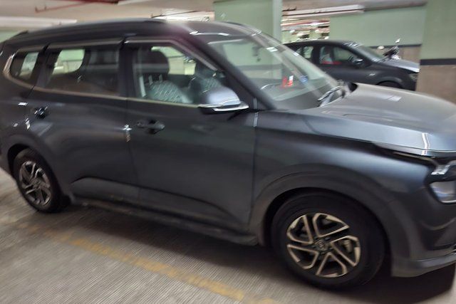 Kia Carens Prestige Plus Diesel iMT Second-hand 2024 Kia Carens Prestige Plus Diesel iMT for sale in Thane