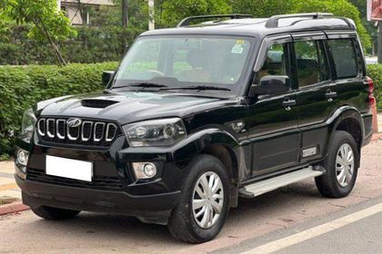 2020 Mahindra Scorpio S5