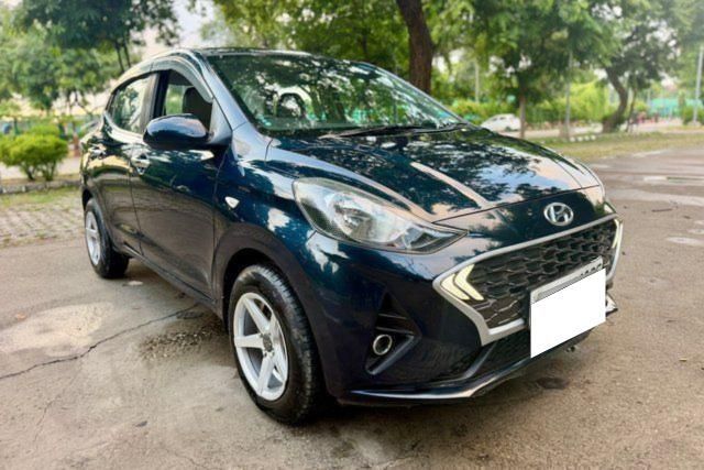 Second-hand 2022 Hyundai Aura S CNG for sale in New Delhi