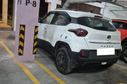 2025 Tata Punch Adventure Plus S AMT