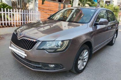 2014 Skoda Superb Elegance 2.0 TDI MT
