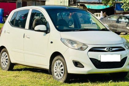 2013 Hyundai i10 Sportz AT