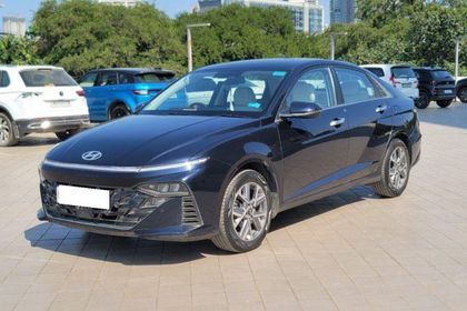 2023 Hyundai Verna एसएक्स Opt IVT