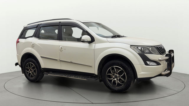 Mahindra XUV500 W6 2WD Second-hand 2016 Mahindra XUV500 W6 2WD for sale in Hyderabad