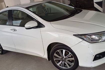 2018 Honda City i-VTEC वी