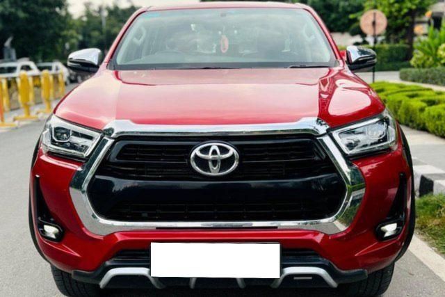 Toyota Hilux High AT Second-hand 2024 Toyota Hilux High AT for sale in New Delhi