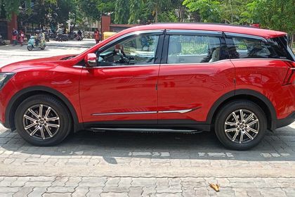 2022 Mahindra XUV700 एएक्स7 डीजल AT लक्ज़री Pack AWD बीएस6