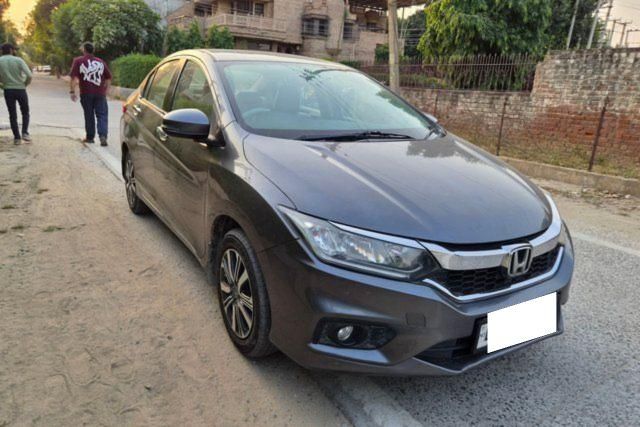 Second-hand 2019 Honda City वी सीवीटी for sale in New Delhi