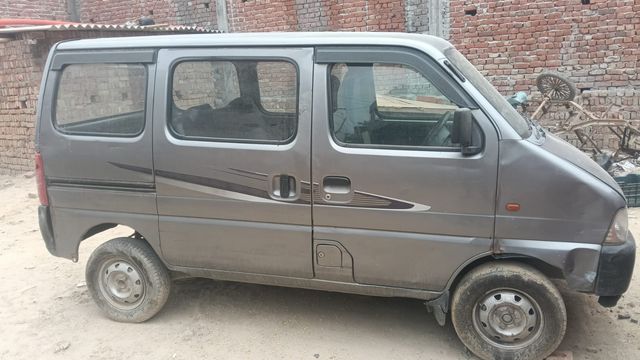 Second-hand 2018 Maruti Suzuki Eeco 7 Seater Standard BSIV for sale in Noida
