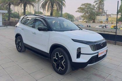 2024 Tata Safari अकंप्लिश्ड प्लस AT
