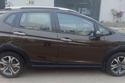 2018 Honda WR-V i-VTEC वीएक्स