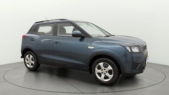 Mahindra XUV300 W6 Second-hand 2023 Mahindra XUV300 W6 for sale in New Delhi