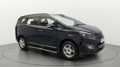 2019 Mahindra Marazzo M6 8Str
