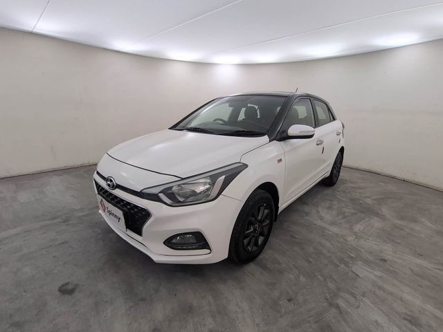 Hyundai i20 Sportz Plus Second-hand 2019 Hyundai i20 Sportz Plus for sale in Coimbatore